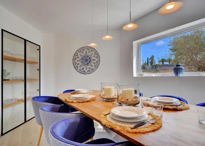 Luxuosa Miramar * Carvoeiro (Lagoa)